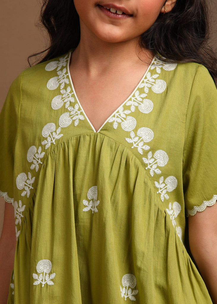 Pansy Green Embroidered Kurta With Pant Ethnic Set Set The Tribe Kids